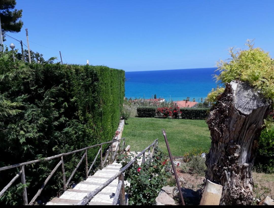 Case Vacanze Con Piscina Альтавилла-Милича Экстерьер фото